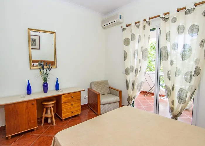 Akivillas Dim * Lagos