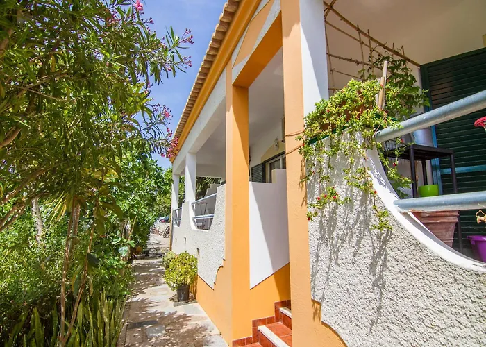 Akivillas Dim * Lagos